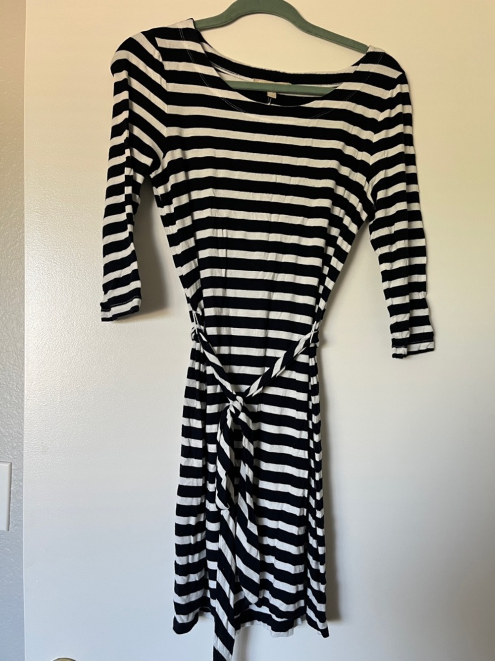 Banana Republic Black & White Striped Tie-Waist Long Sleeve Dress